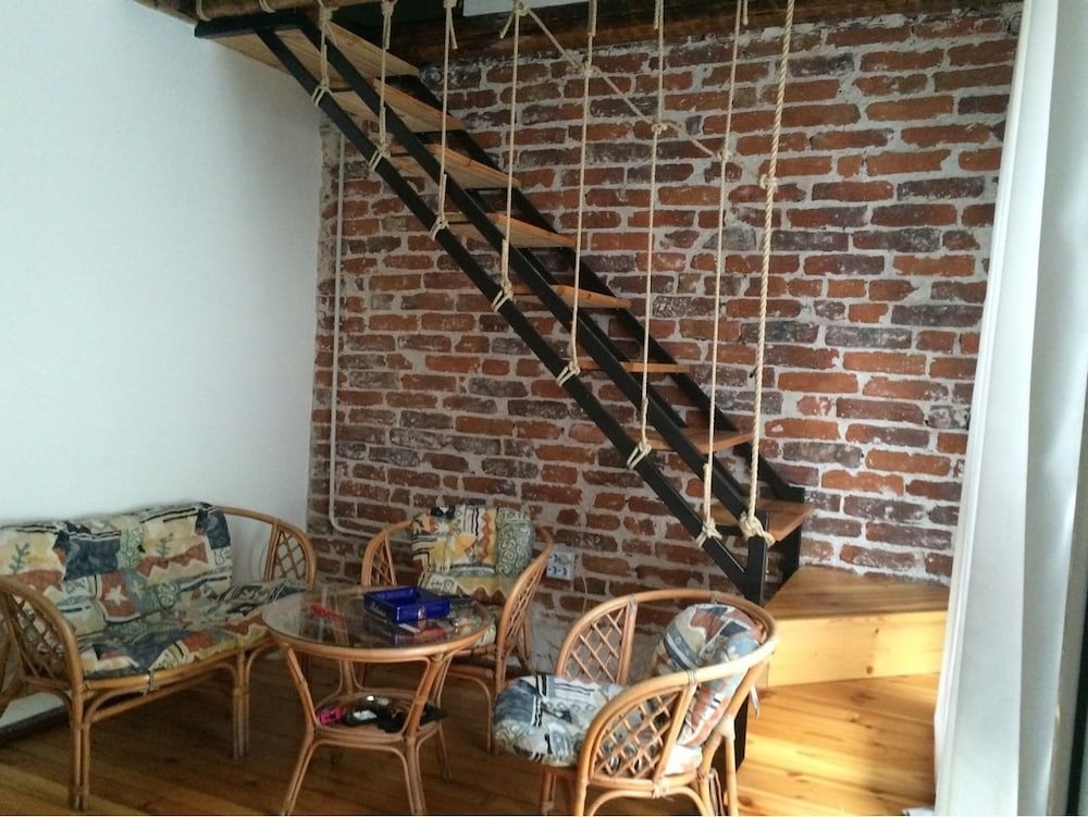 Double Room - Photo 5