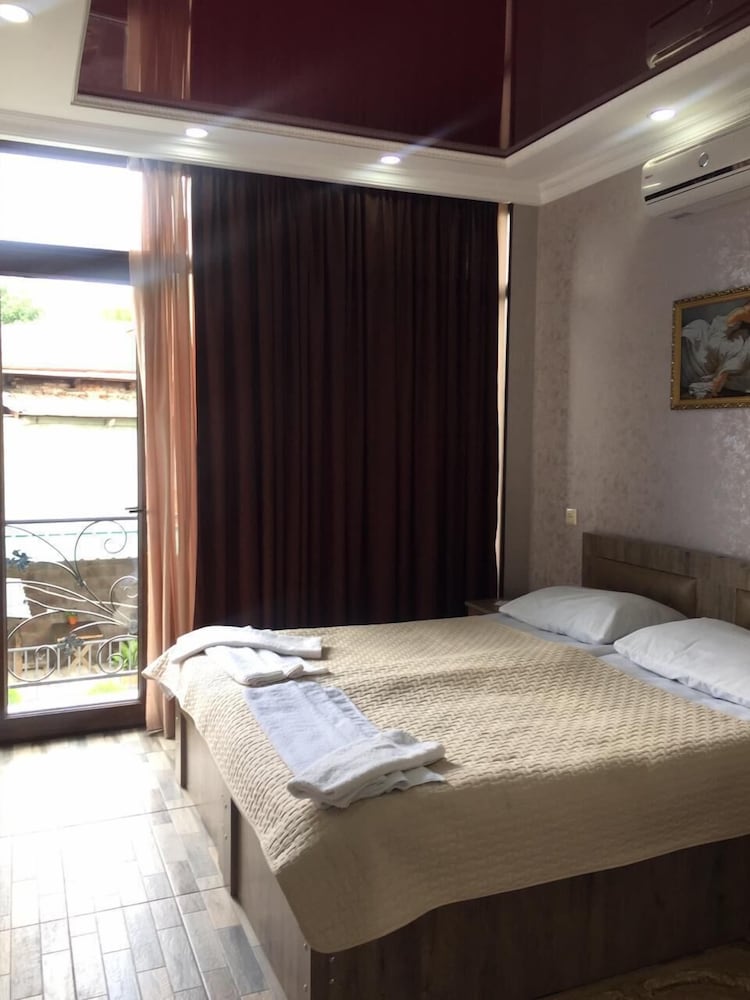 Deluxe Double Or Twin Room, Balcony