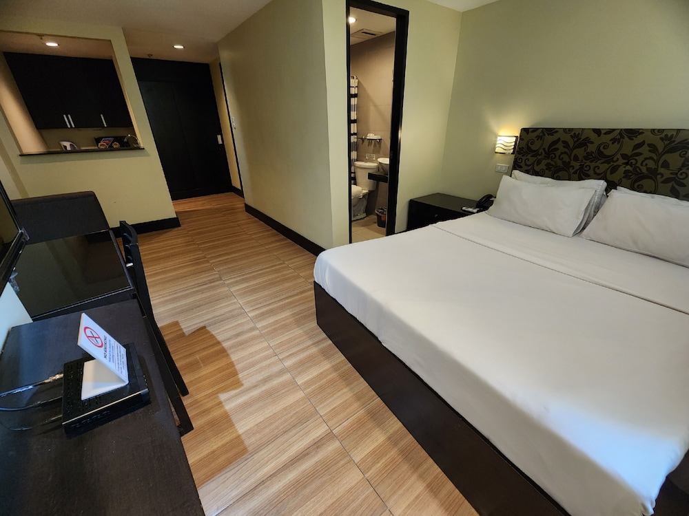 Deluxe Double Room - Photo 1