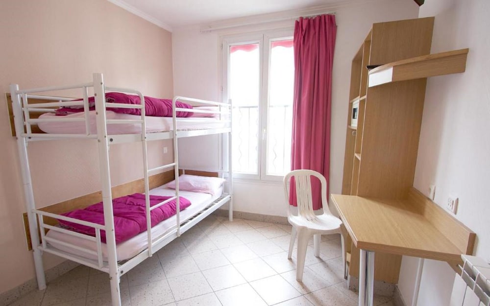 Shared Dormitory with Private photo 3