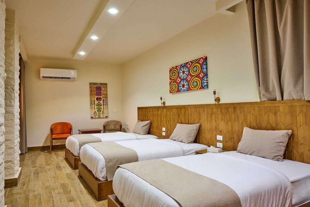 Triple Room, Golf View photo 1
