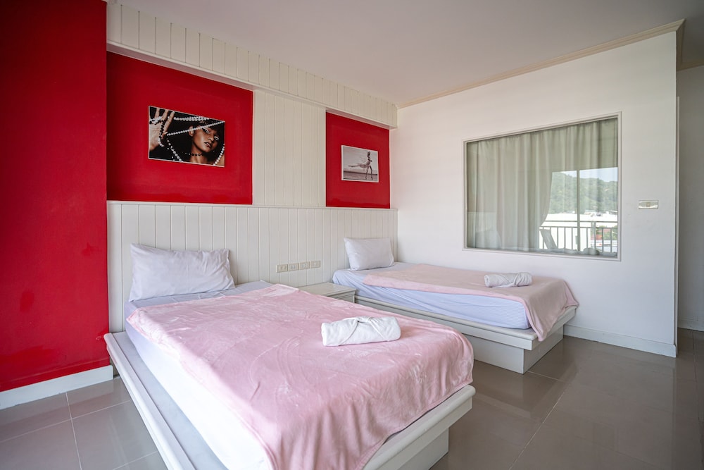 Classic Twin Room - Photo 3