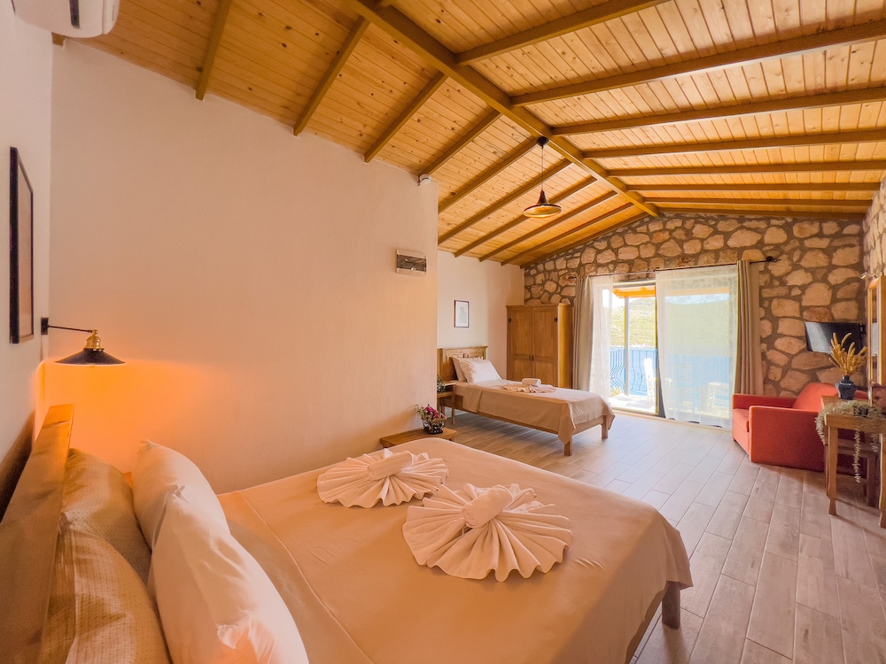 Family Room, Sea View - Photo 1