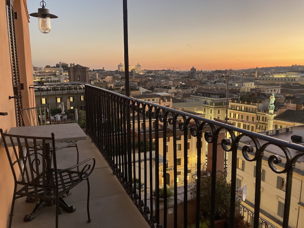 Panoramic Studio Suite (Tramonto) photo 2