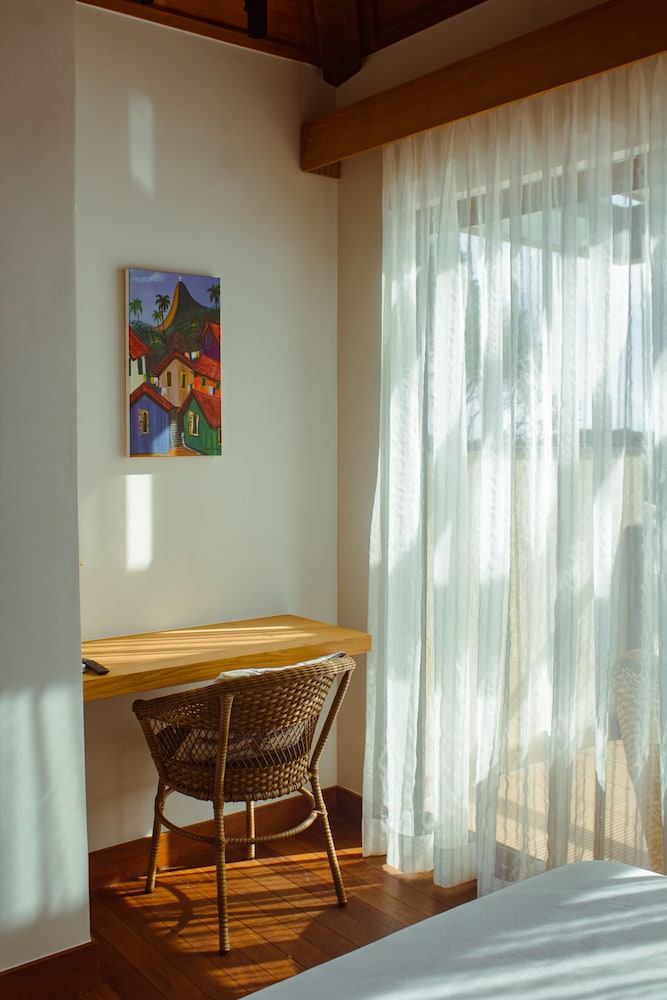 Comfort Suite photo 2