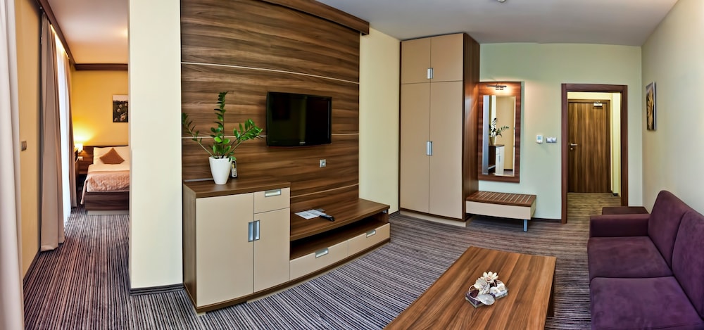Deluxe Double Room, 1 Queen Bed