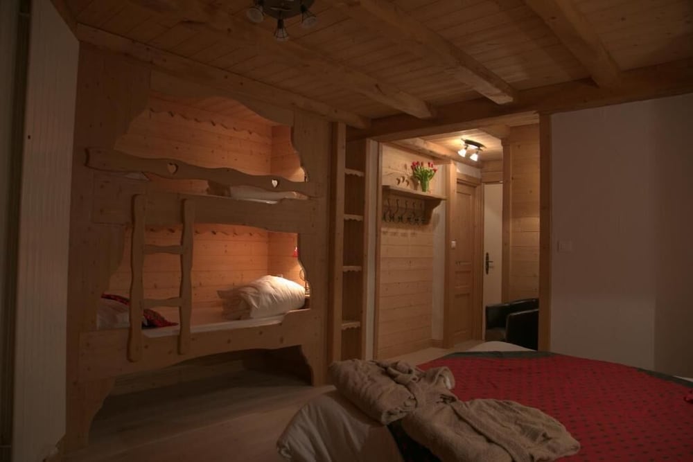 Standard Quadruple Room, Balcony