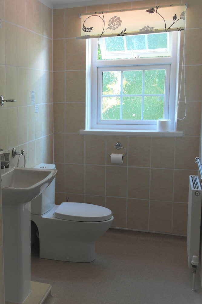 Double Room (Darracott) photo 1
