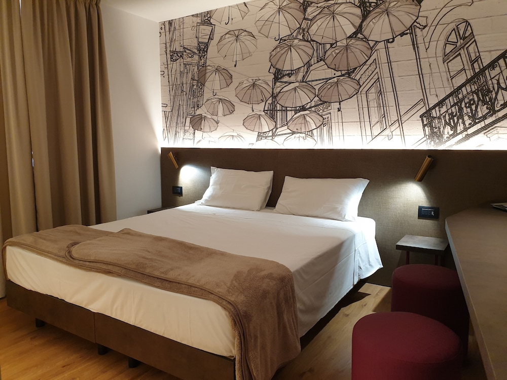 Double Room Single Use with SPA Access photo 3