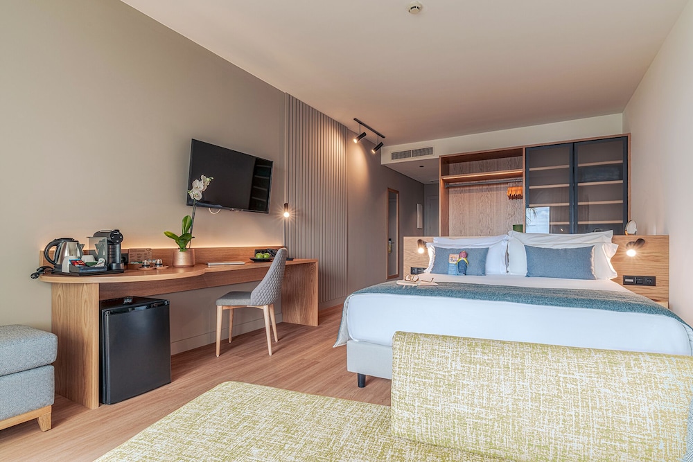 Sentido Side Sea View - Photo 1