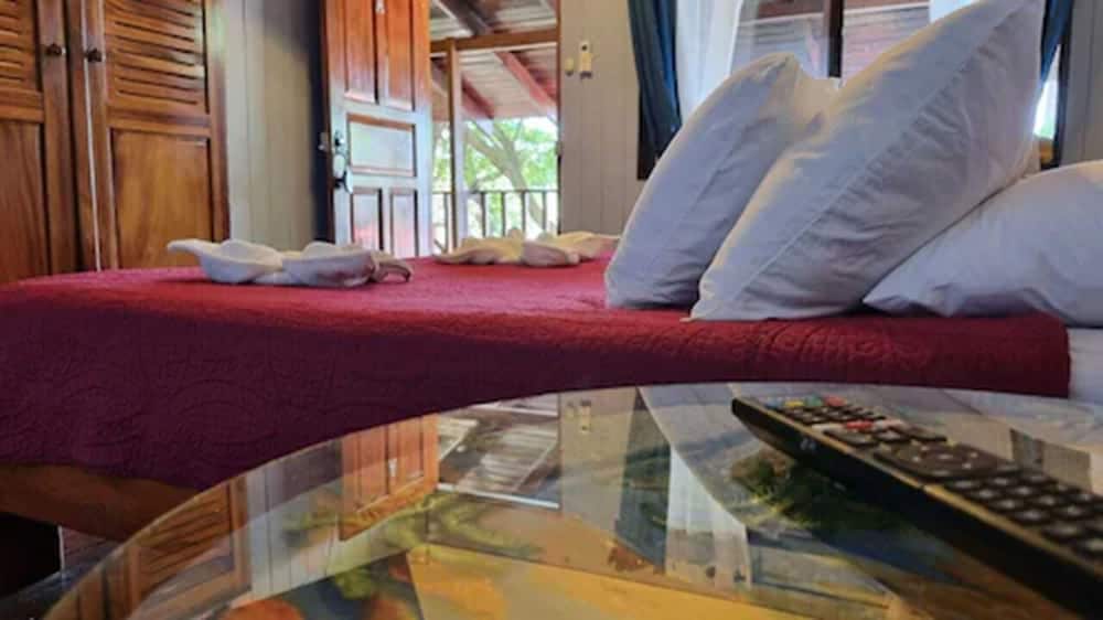 Honeymoon Room photo 3