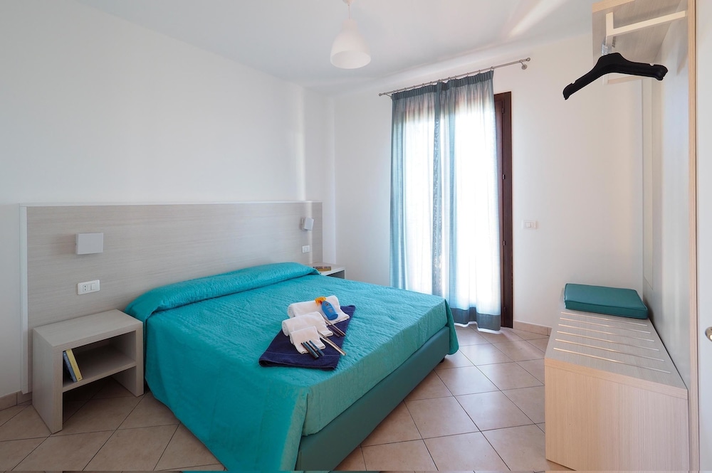 House, 2 Bedrooms