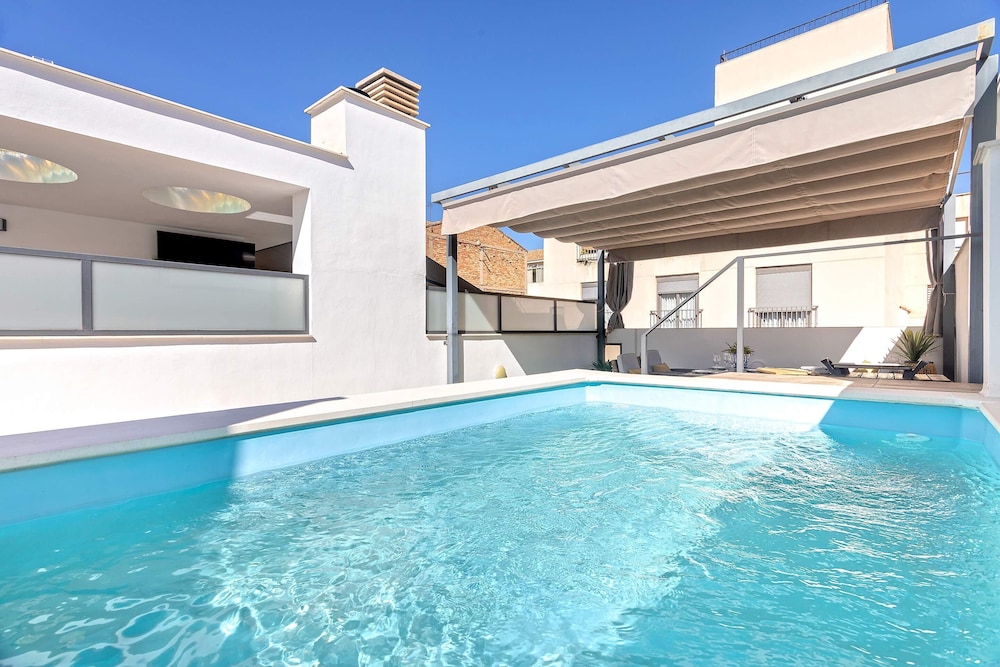 Apartamento (5 Dormitorios)