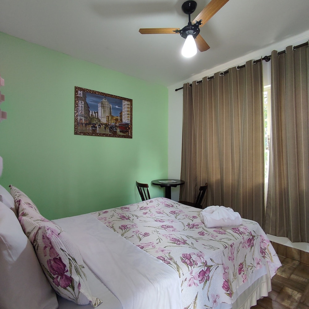 Basic Twin Room, 1 Double Bed, Garden View, Ground Floor photo 3