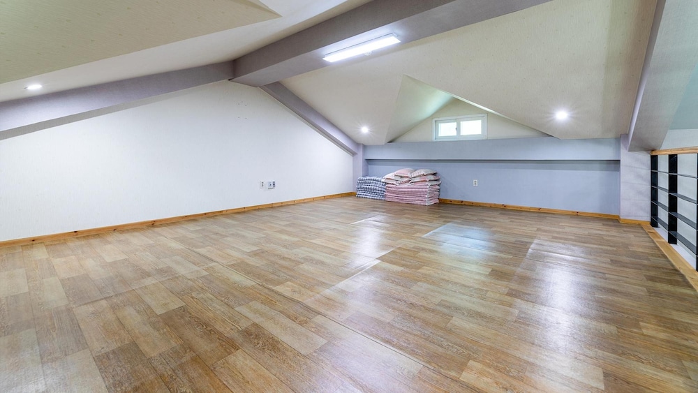 Basic Room, 2 Bedrooms (Byeolgwan2F) - Photo 4