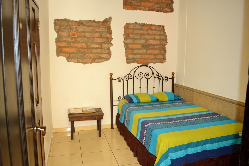 Single Room with Air Conditioning photo 1