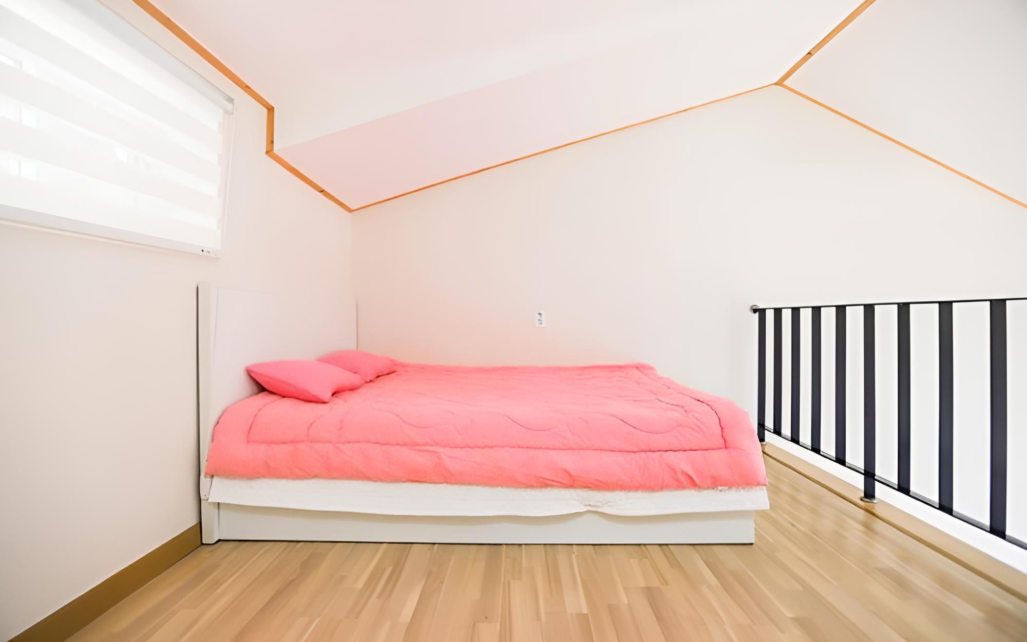 Room (Cherry Room) photo 3