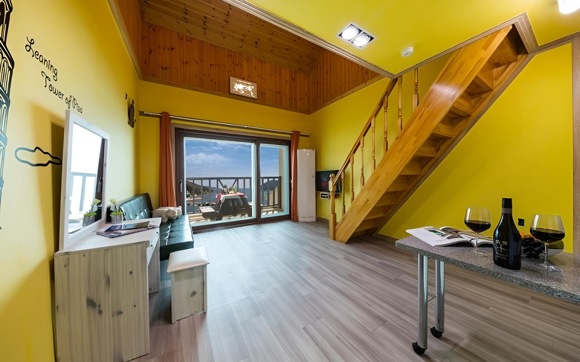 Room (201 Daldal Mango) photo 1