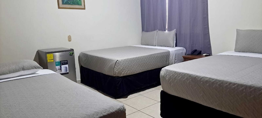 Superior Triple Room photo 2