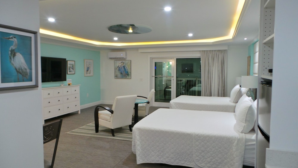 Senior Double Room, Accessible photo 3