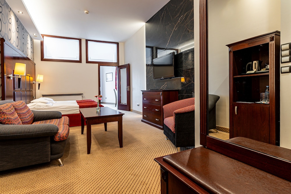Quadruple Room, 2 Bedrooms photo 1