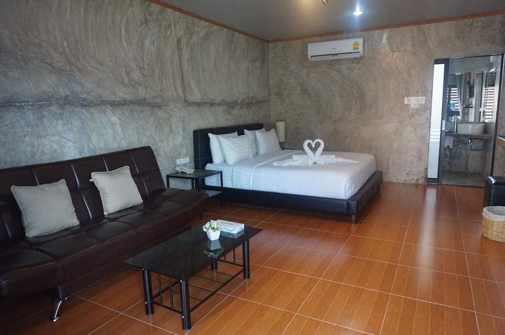Villa photo 1