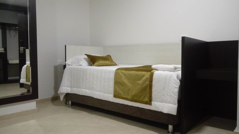 Deluxe Room (Special) - Photo 2