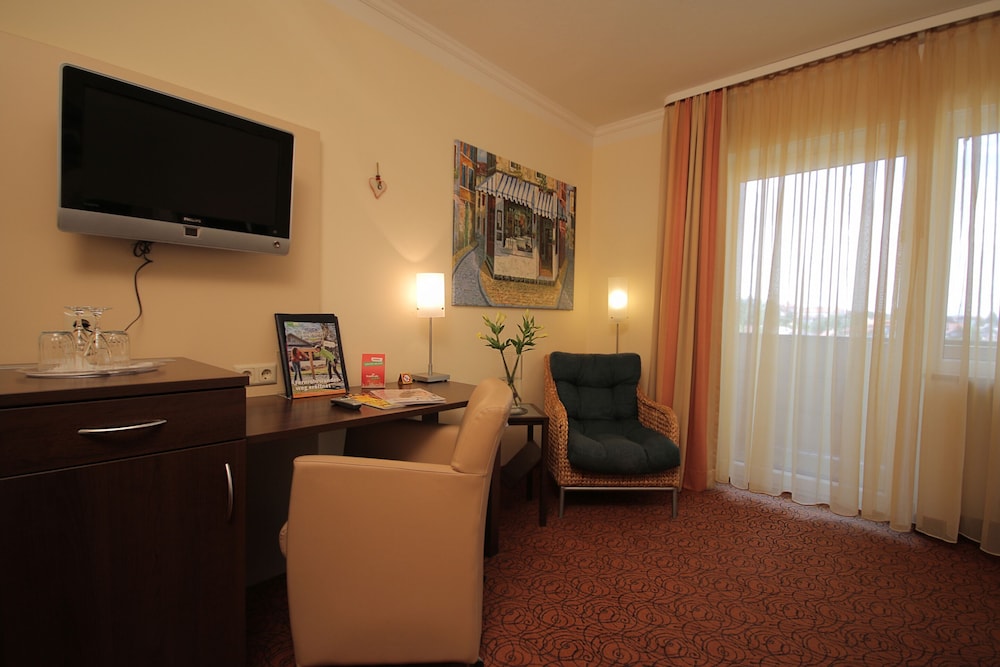 Junior Suite, Balcony, Mountain View photo 2