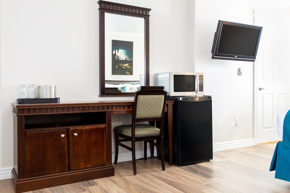 Royal Inn & Suites, Photo 4