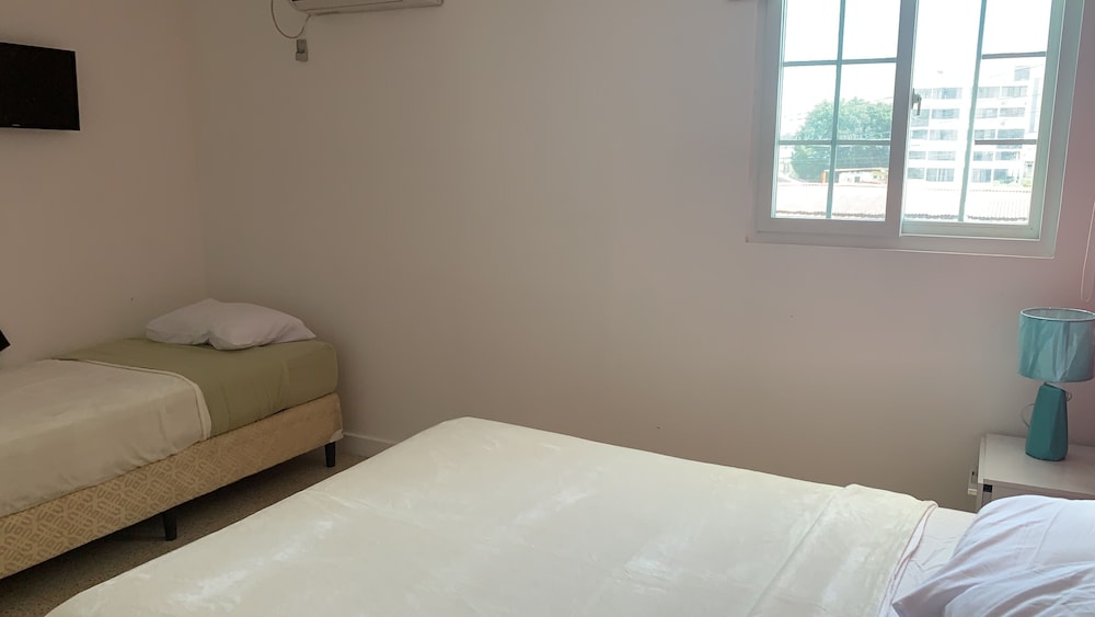 Standard Double Room (Separate Bathroom) photo 3