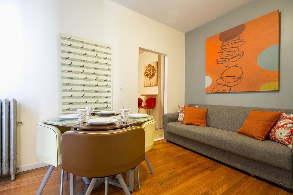 Comfort Apartment, 3 Bedrooms photo 2