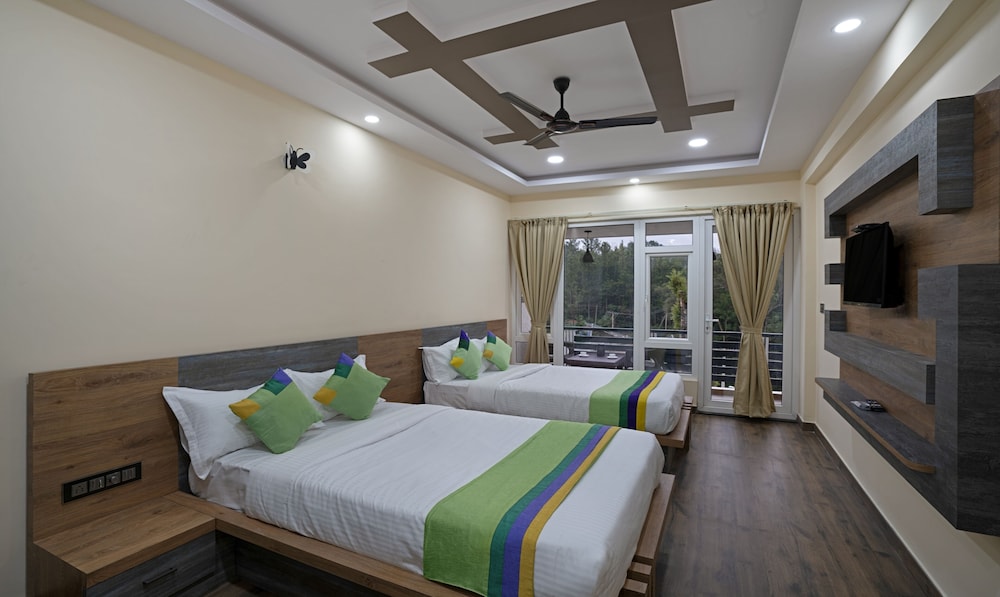 Deluxe Double Room photo 2