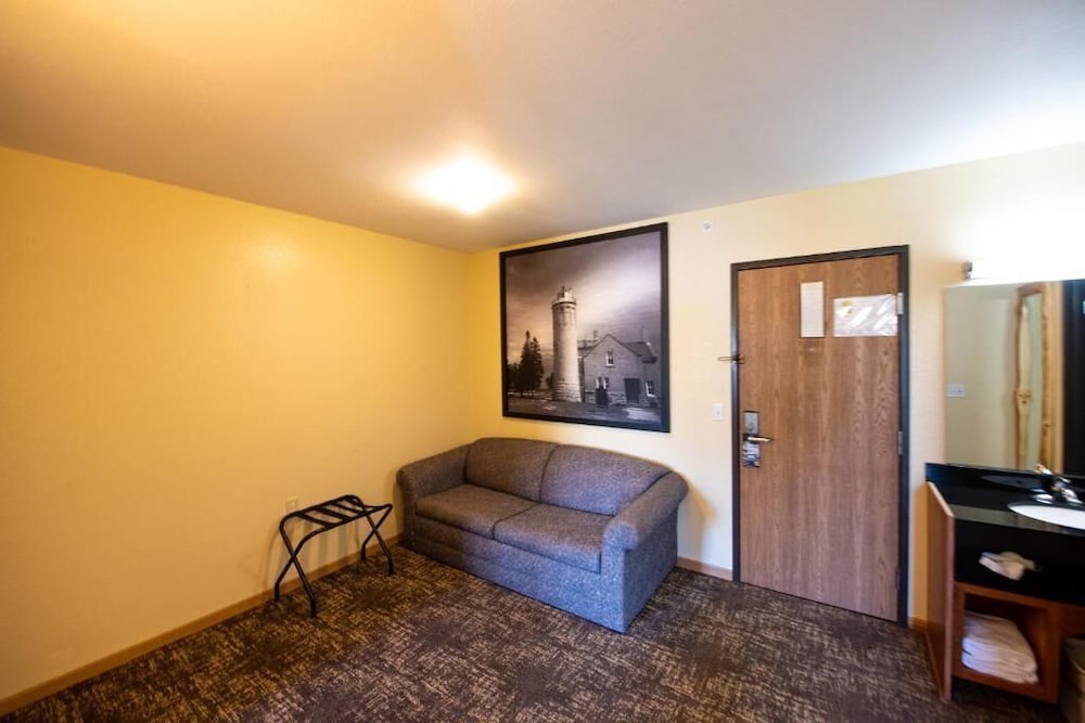 Suite, 2 Bedrooms, Non Smoking (Courtside)
