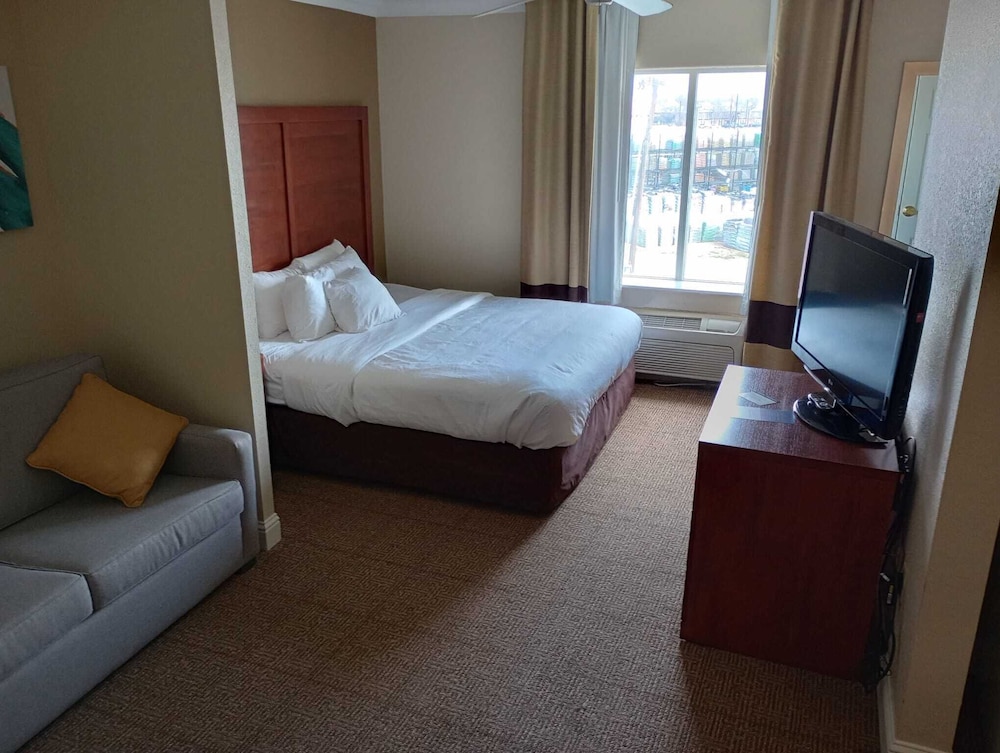 Deluxe Room - Photo 2