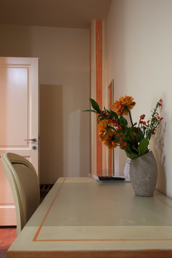 Standard Double Room, 1 Double Bed, Ensuite, Courtyard Area photo 2
