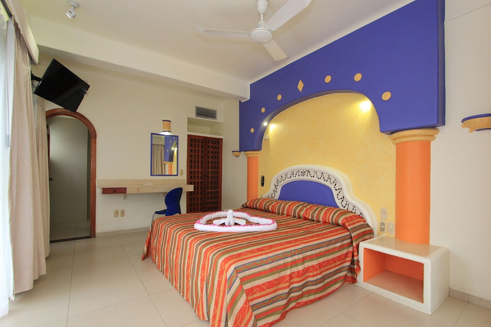 Junior Suite, 1 King Bed photo 3