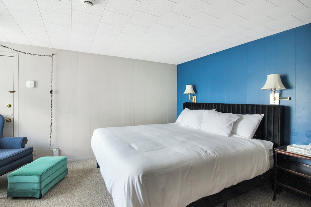 Standard Double Room, Garden View