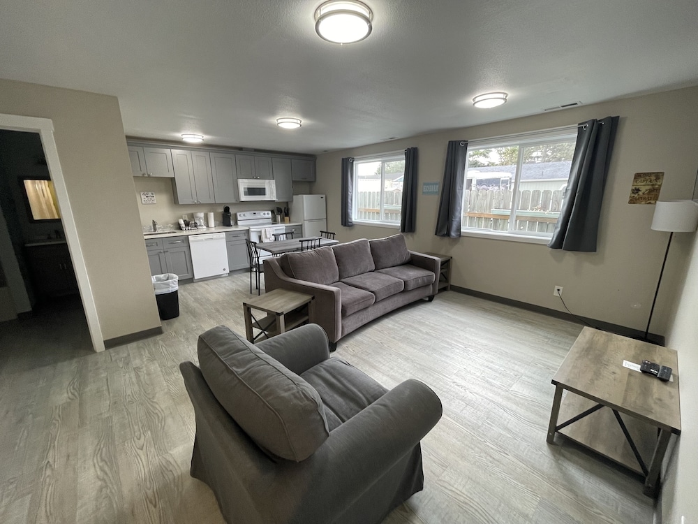 Suite, Multiple Beds