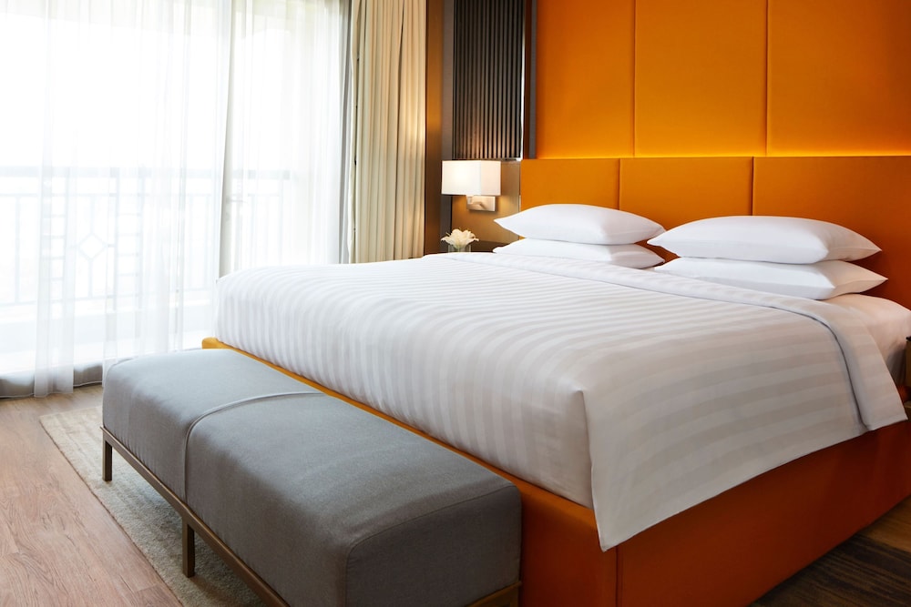 Signature Suite, 1 Bedroom, City View - Photo 2