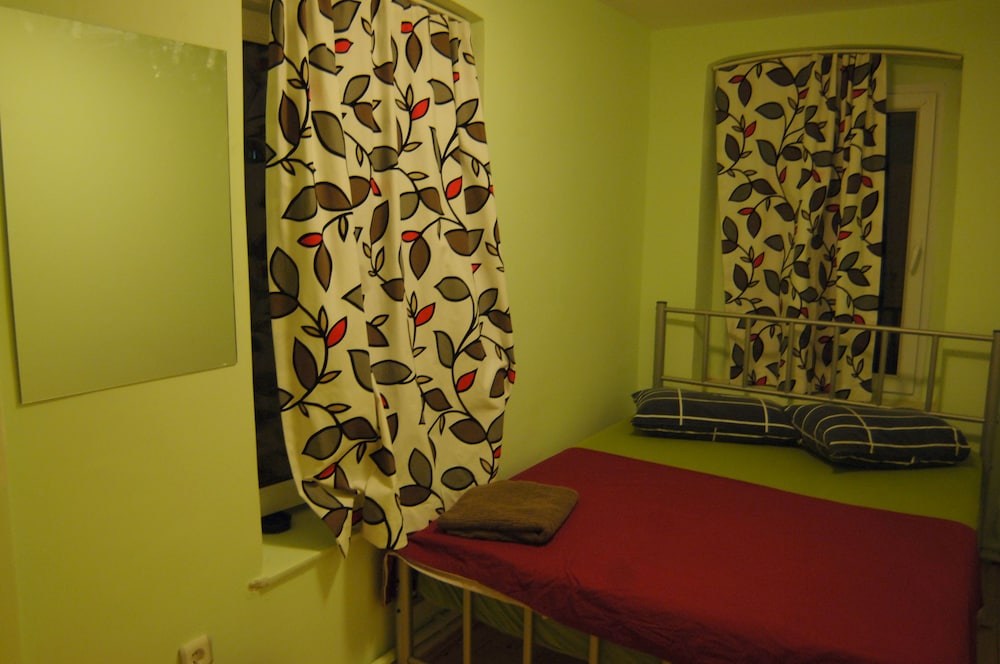 Single Room, 1 Bedroom, Shared Bathroom photo 2
