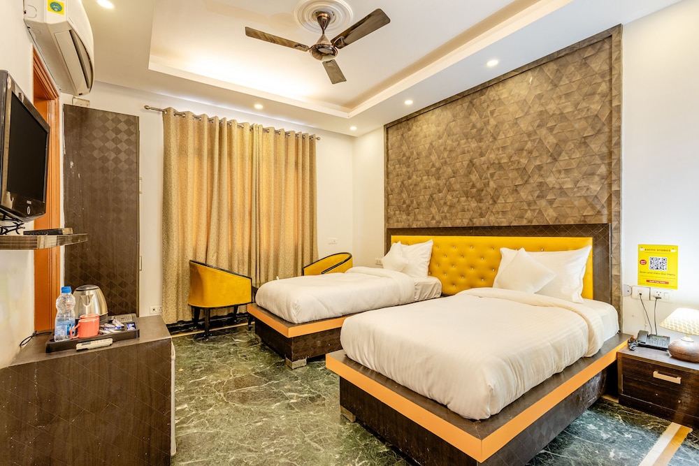 Superior Room, City View