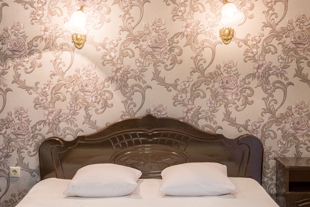 Standard Triple Room, Courtyard View photo 3
