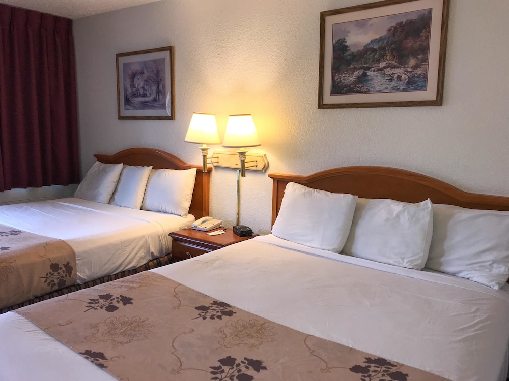 Suite, Multiple Bedrooms, Non Smoking - Photo 1