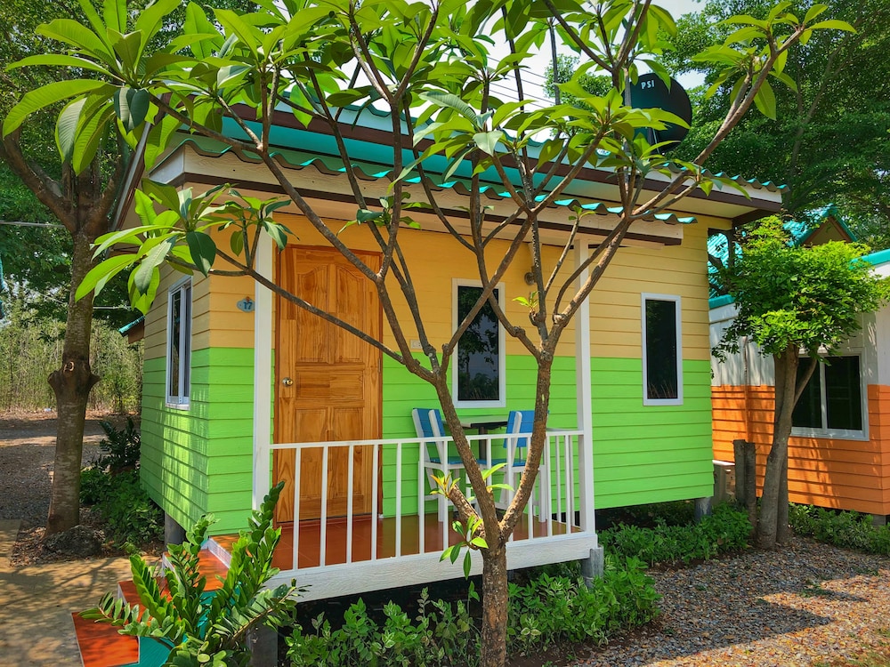 Superior Bungalow photo 3