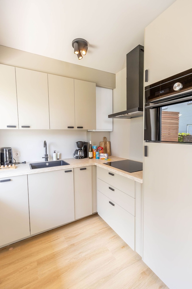Modern Holiday Apartment With Garden Near the sea, Billede 16