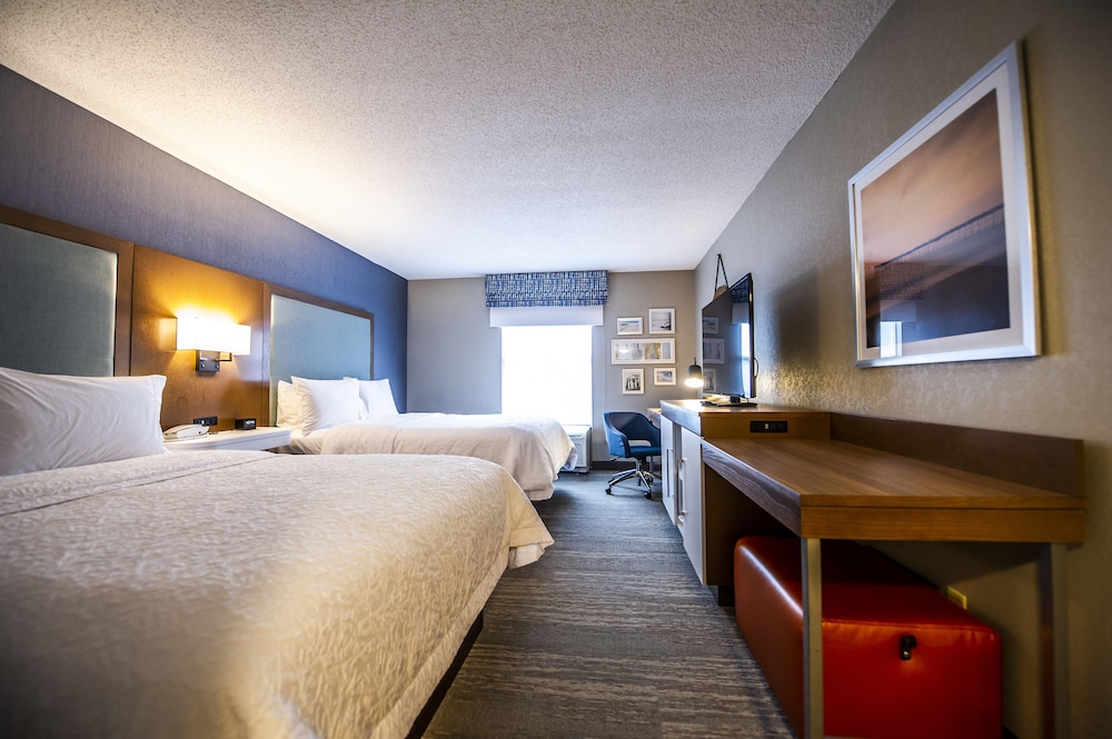 Room, 2 Queen Beds, Accessible, Non Smoking - Photo 4
