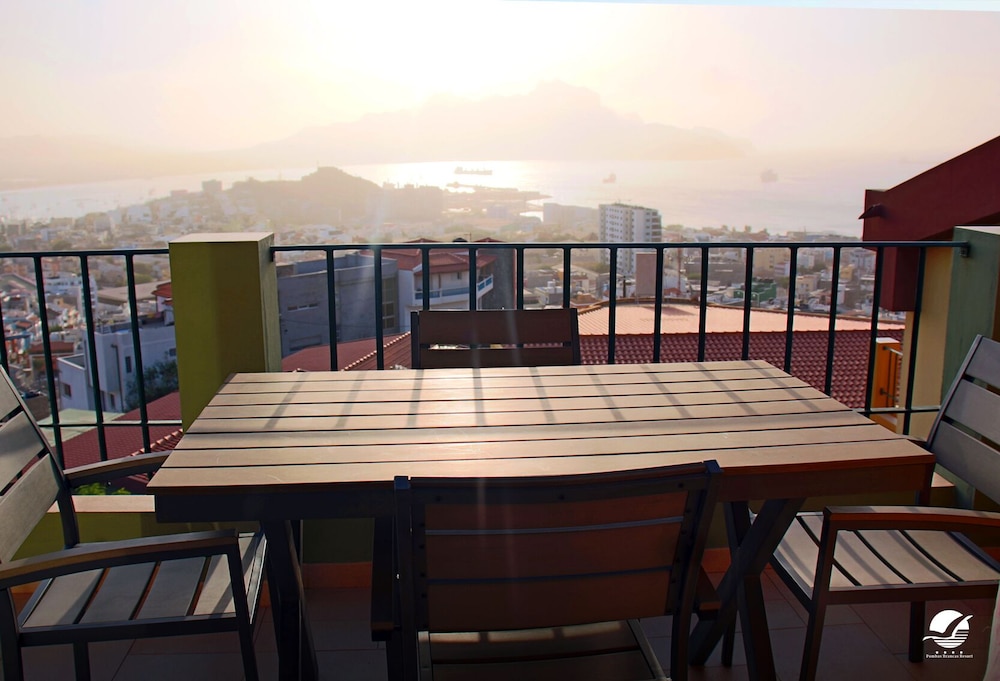 Family Room, 2 Bedrooms, Non Smoking, Sea View photo 2