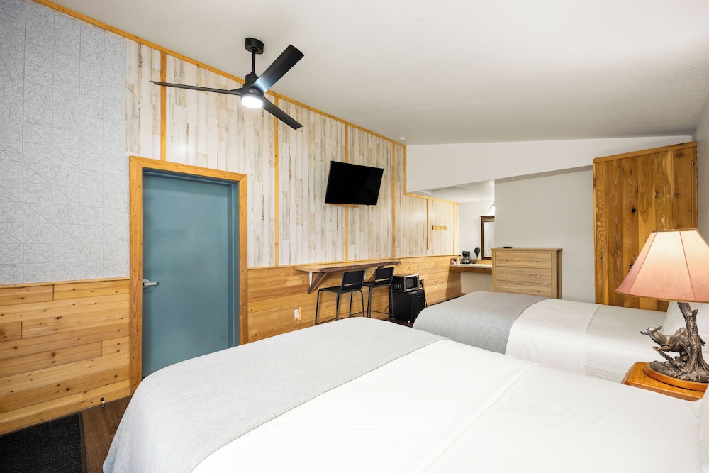 Standard Room, 2 Double Beds photo 1