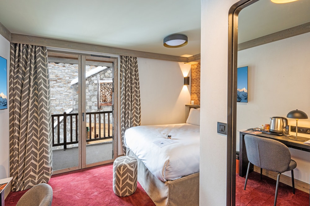 Classic Room, Balcony