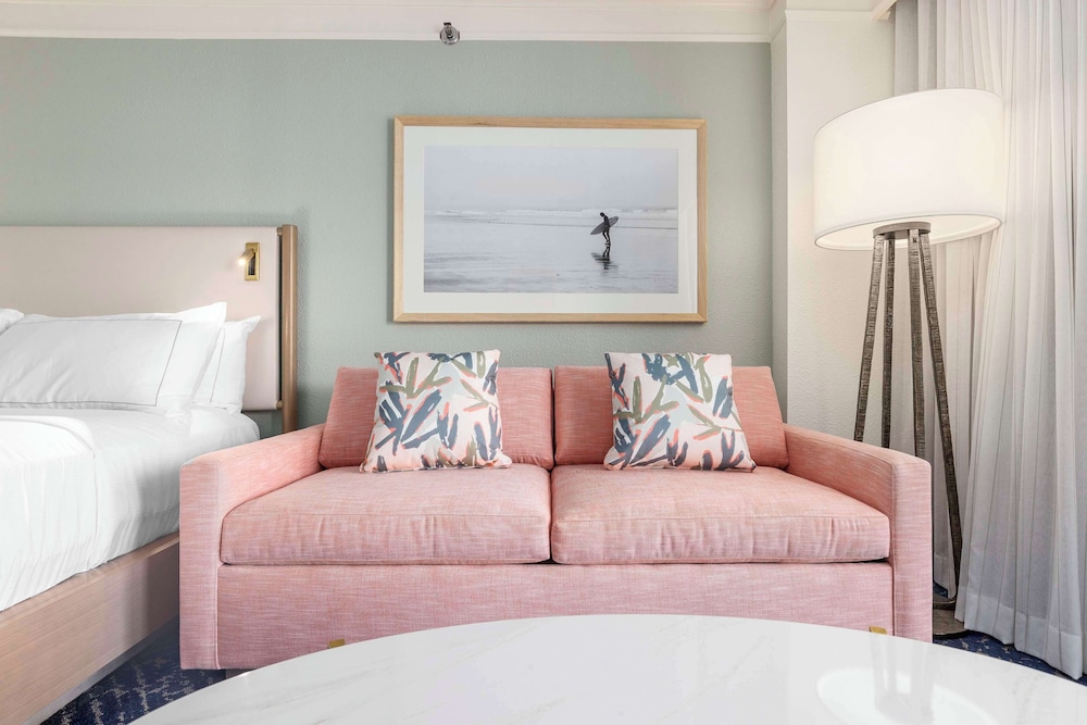 Deluxe Suite, 2 Queen Beds, Beach View - Photo 5